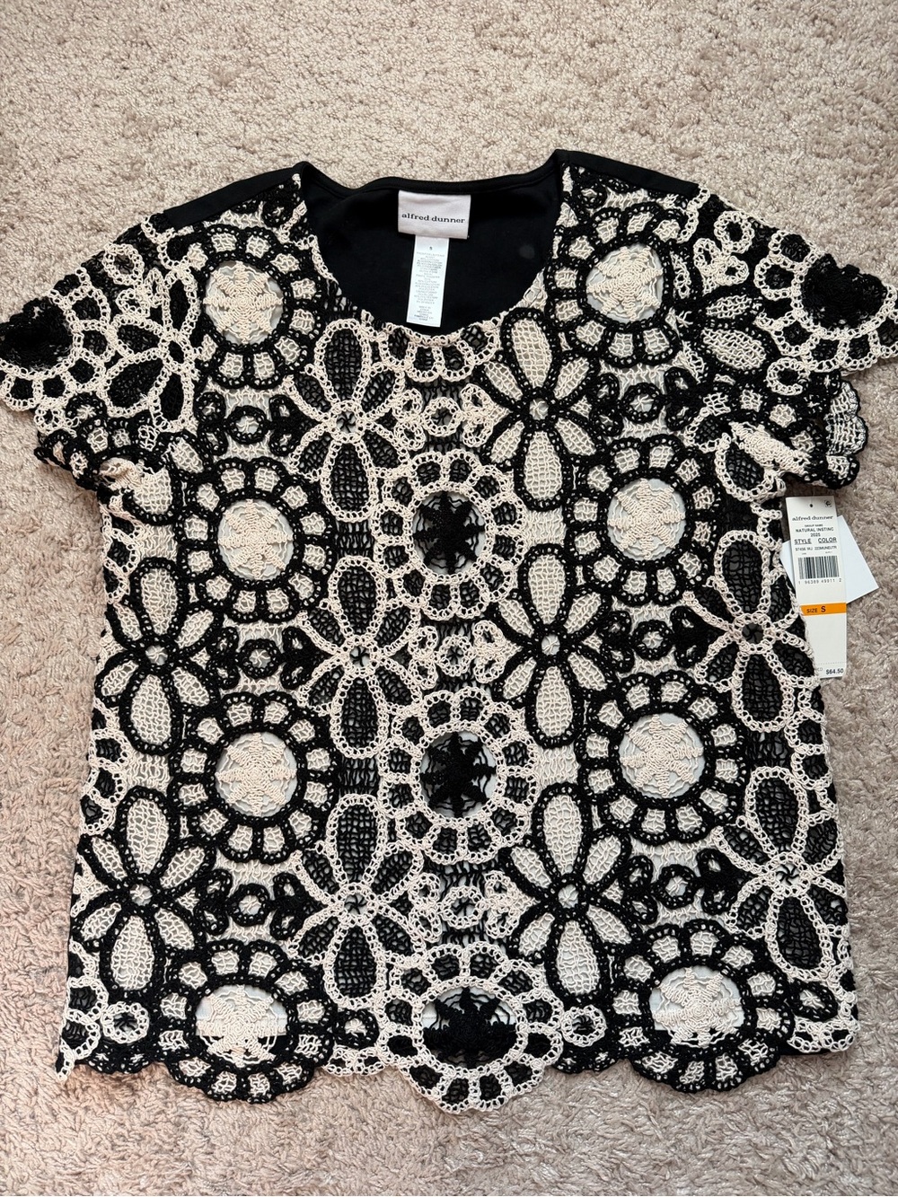 NWT Alfred Dunner Crochet Overlay Top